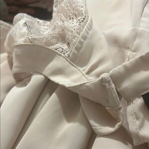 Torrid Cream Lace Trim Blouse size 3